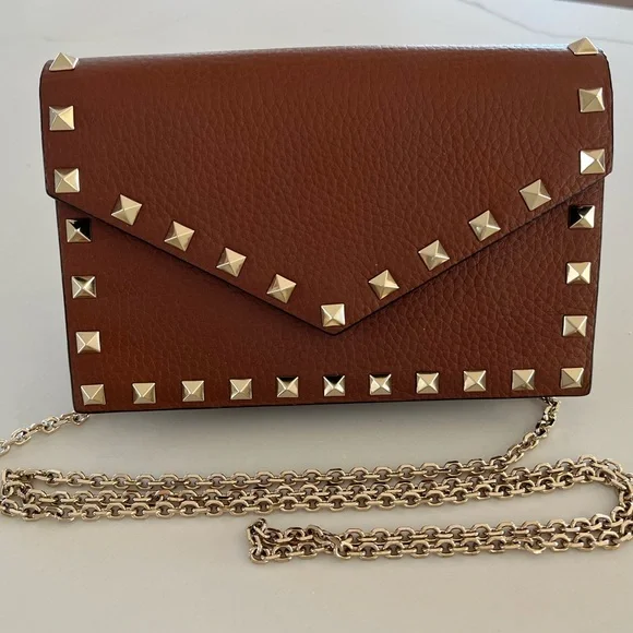 Valentino Garavani Rockstud Pebbled Leather Shoulder Bag / Crossbody / Clutch - Picture 2 of 16